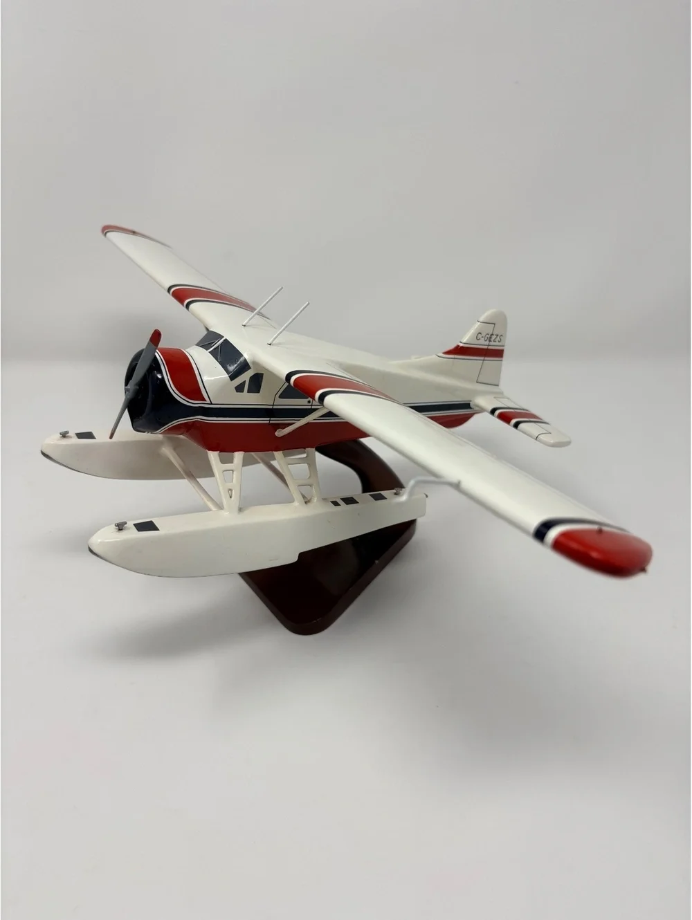 1/48 Wood Dehaviland DHC-2 Beaver model